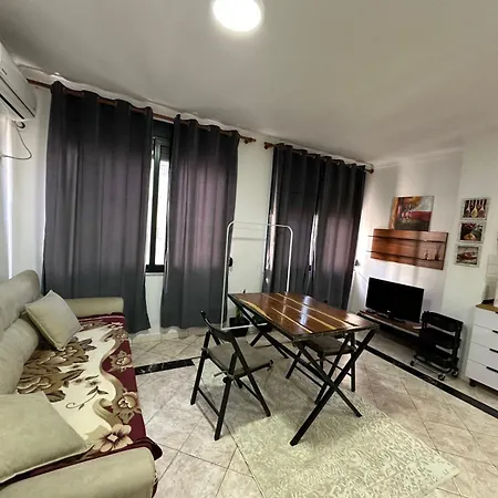 Isli Plazh 13 Дуррес