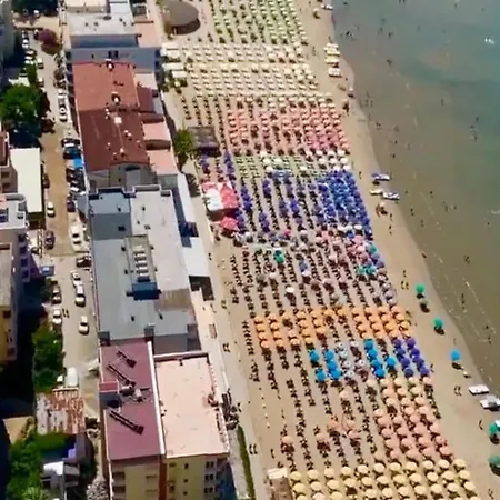 Апартаменты Isli Plazh 13 *